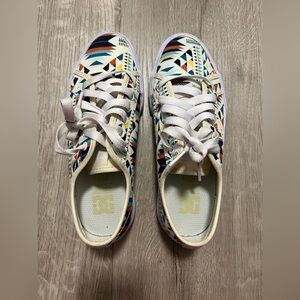 DC Shoes Manual Canvas Shoes - Tan Pattern - Womens Size 7